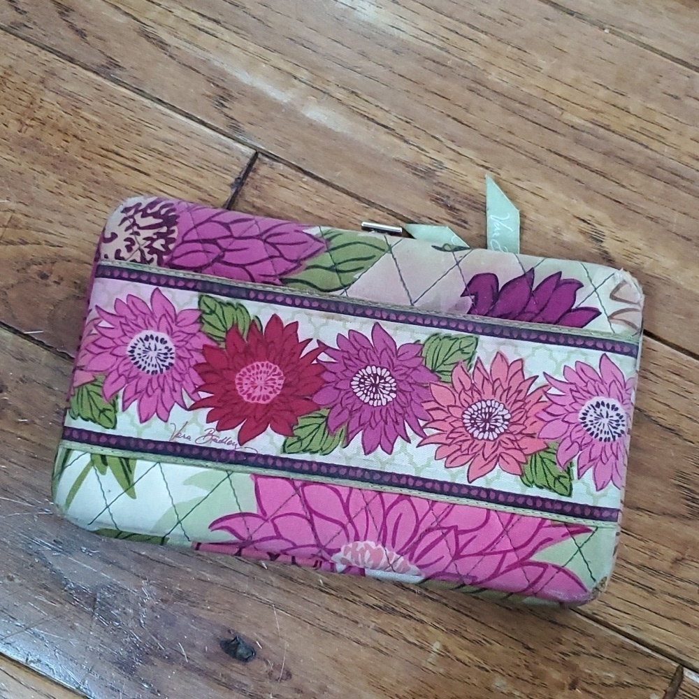 Vera Bradley clasp rectangle wallet